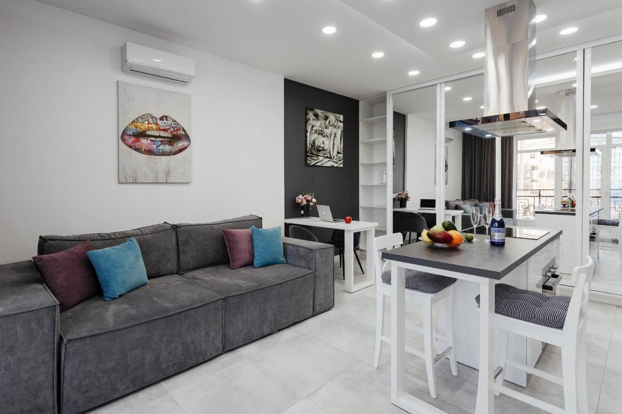 Apartment Sea Pearl Odesa